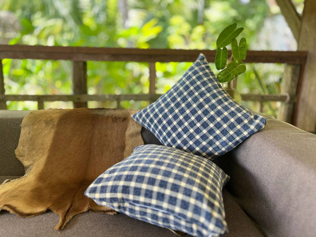 Oreiller carreaute bleu